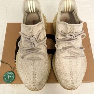 Adidas Yeezy Boost 350 V2 Light